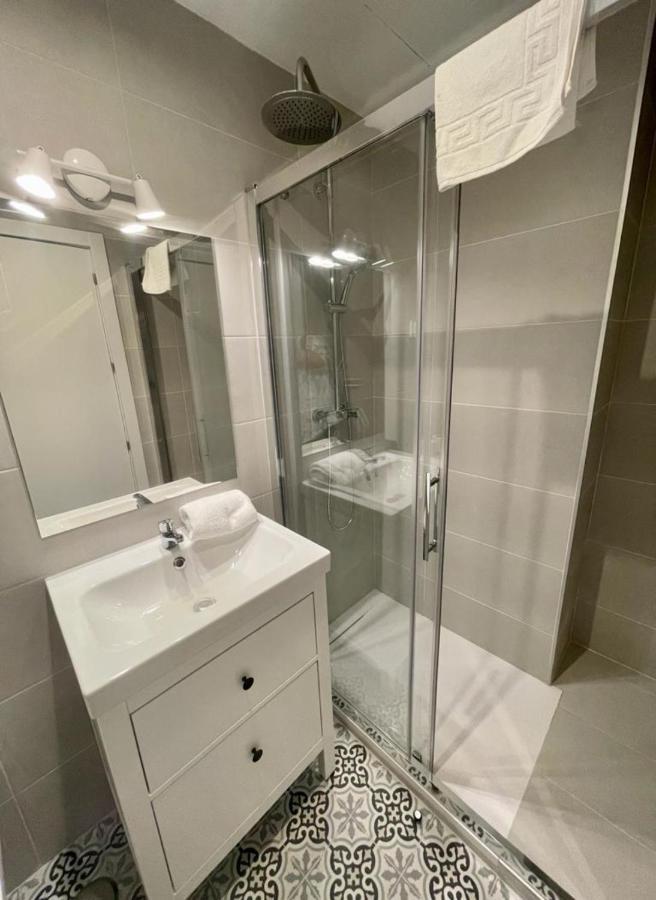 Downtown&New Apt Para 9Pax En La Plaza De Chueca Madrid Luaran gambar